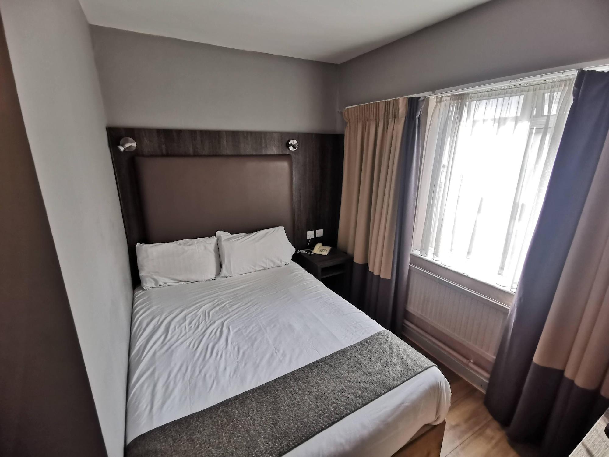 לונדון Hotel Lily מראה חיצוני תמונה